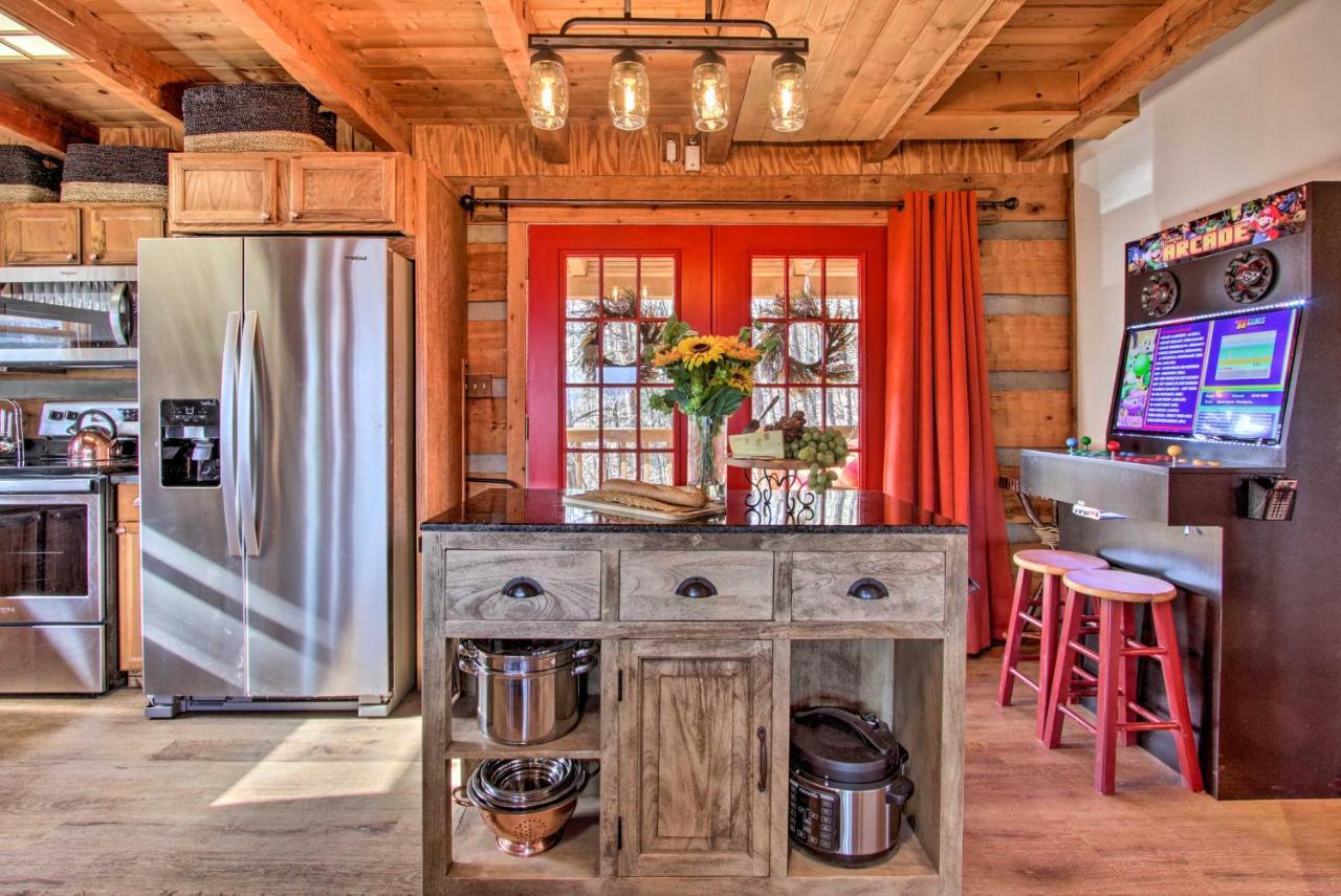 Panoramic-View Gatlinburg Cabin With Private Hot Tub Eksteriør bilde