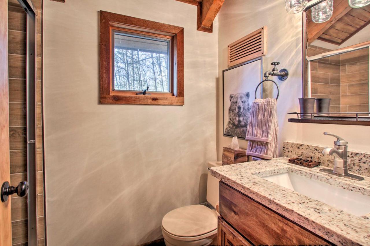 Panoramic-View Gatlinburg Cabin With Private Hot Tub Eksteriør bilde